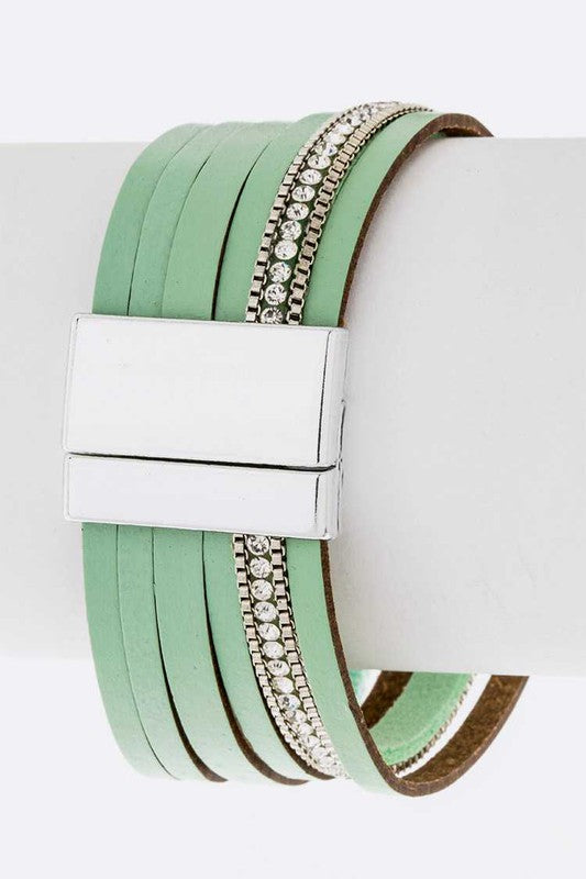 TEEK - Arrow Charm Magnetic Slit Cuff JEWELRY TEEK FG