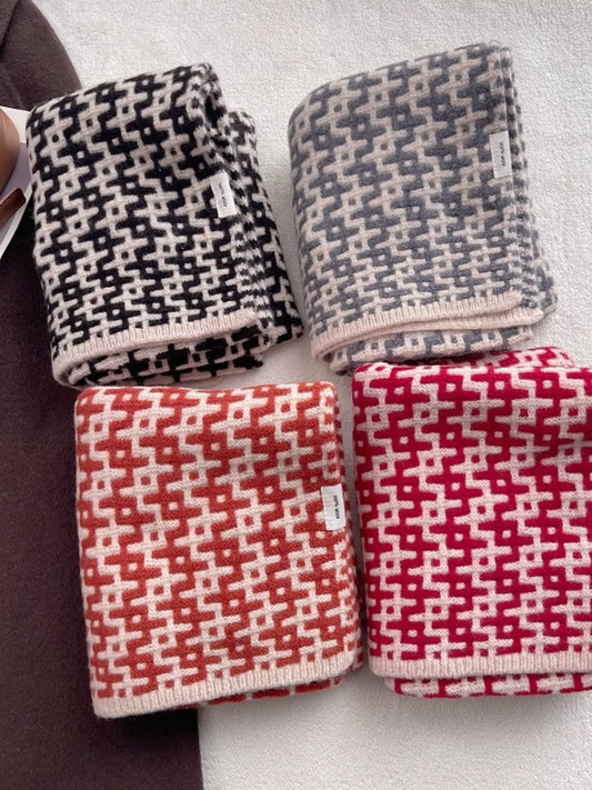 Wool Geometric Pattern Knitted Warm Scarf Trendsi