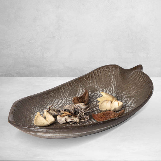 422 - Wood Leaf Shaped Tray Decorative Serving Platter Plate Dish Key Bowl Entryway Wood tray Porto Boutique Brown