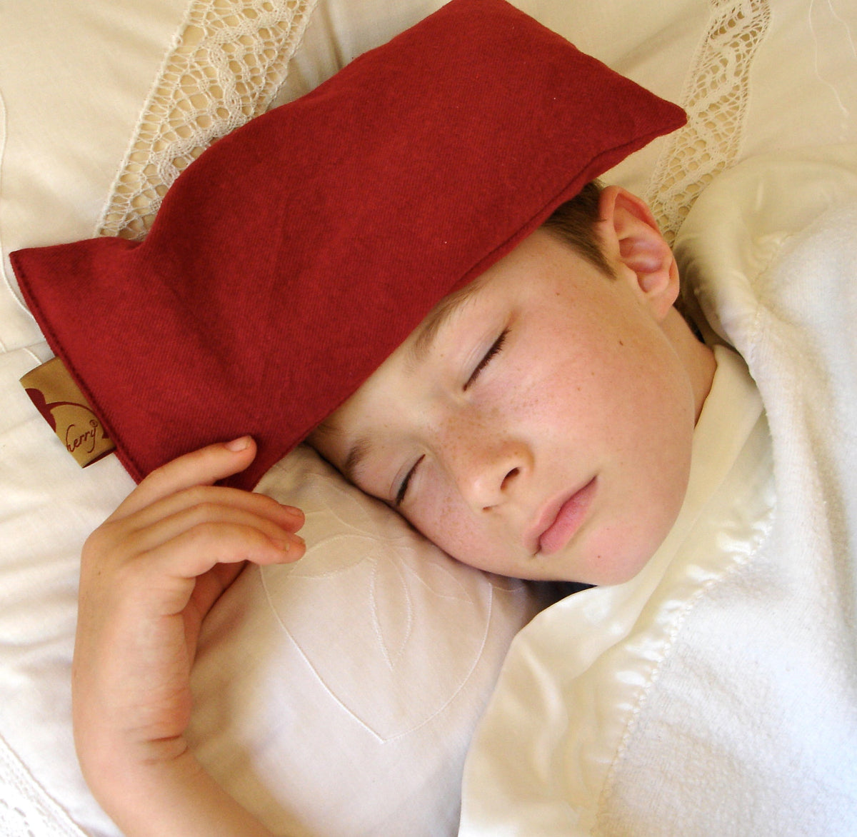 TEEK - Hot Cherry Eye Pillow Plush Red Ultra-Suede PILLOW TEEK HCP
