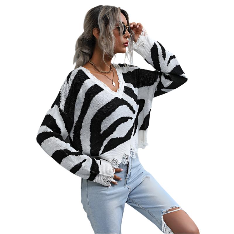 TEEK - Zebra Knitted Lace Bottom V-Neck Sweater SWEATER TEEK K S