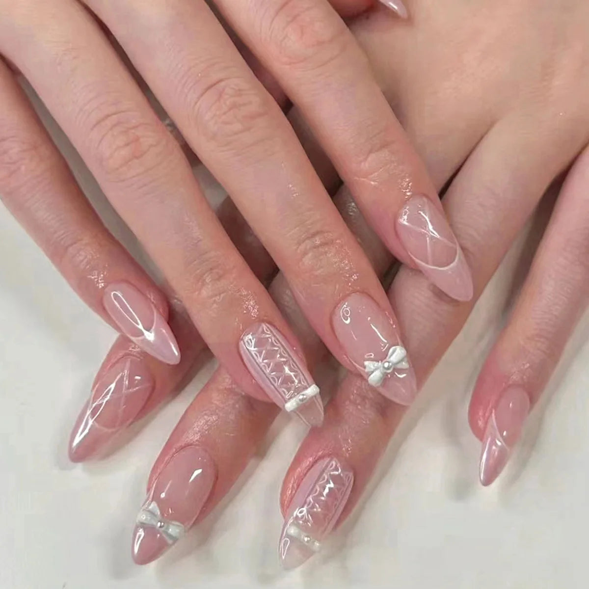 TEEK - 24pcs Romantic Decor False Almond Nails