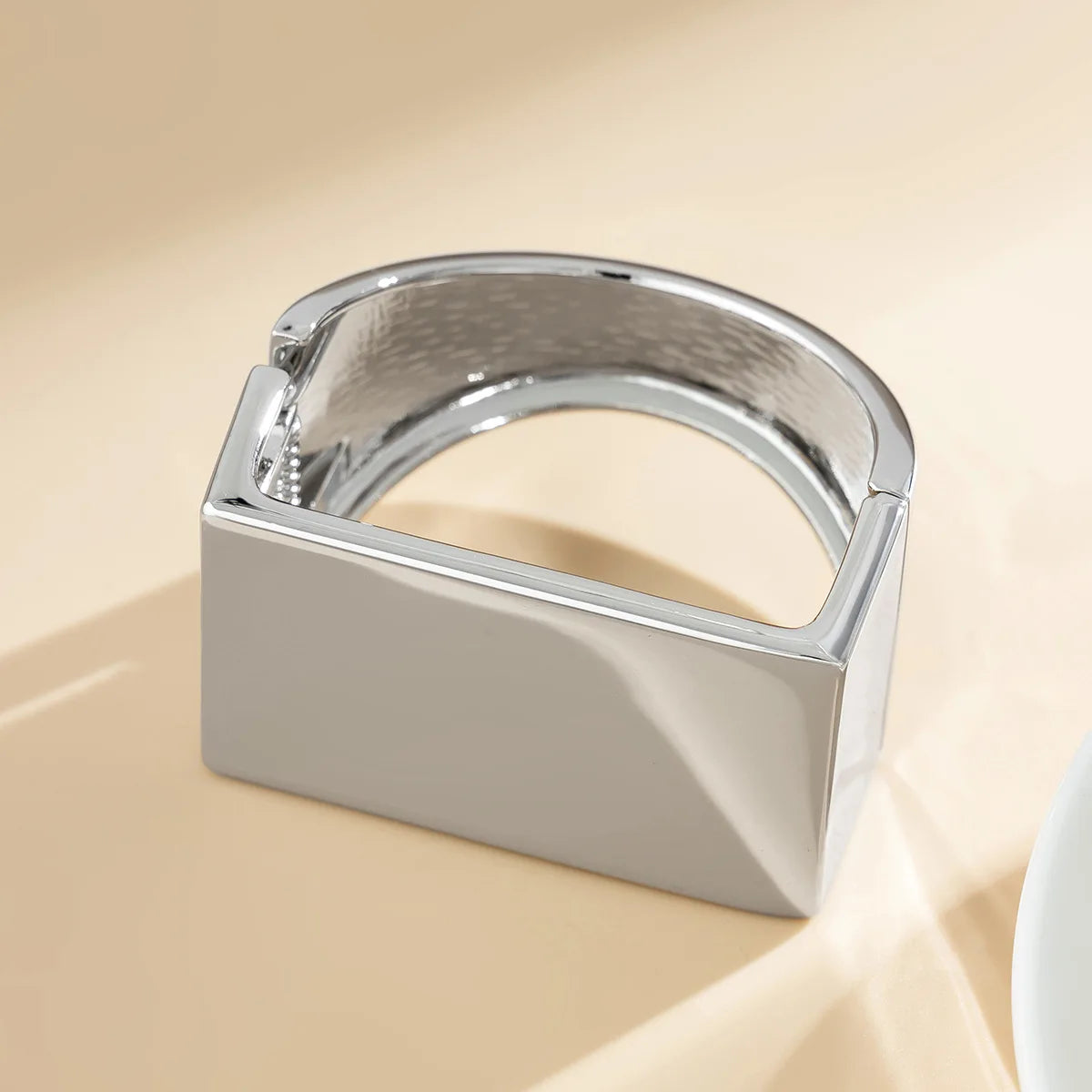 TEEK - Styled Geometric Bangle Bracelet JEWELRY theteekdotcom silver 2387