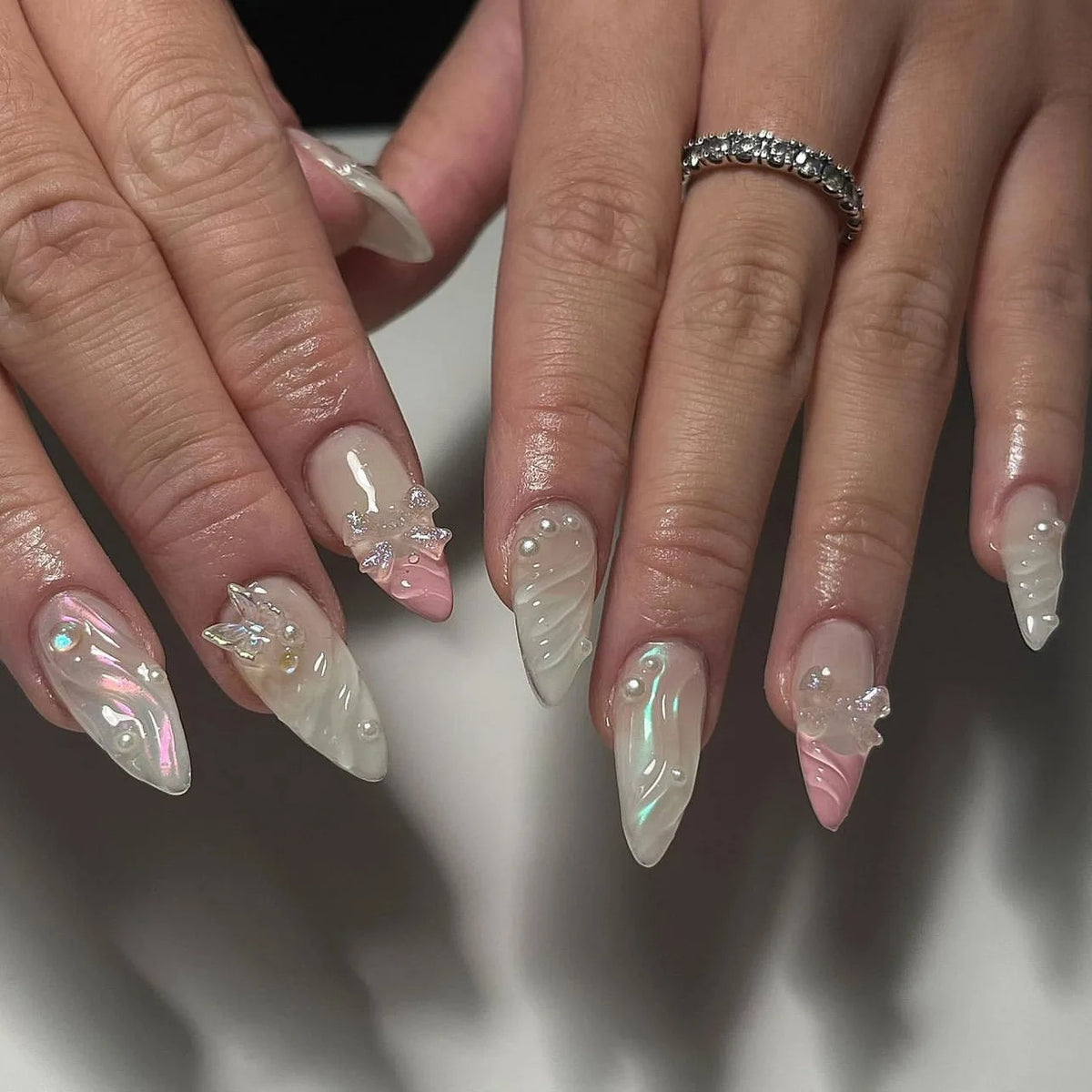 TEEK - 24pcs Romantic Decor False Almond Nails NAIL ART theteekdotcom 17