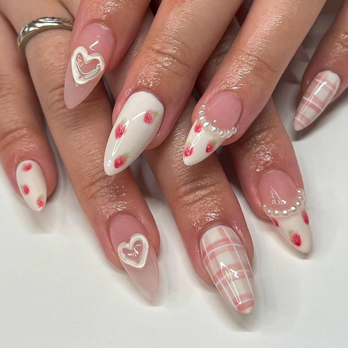 TEEK - 24pcs Romantic Decor False Almond Nails NAIL ART theteekdotcom 6