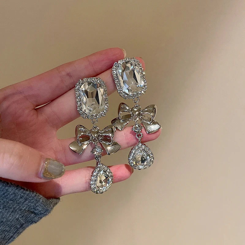 TEEK - Bejeweled Water Drop Metal Vintage Earrings JEWELRY theteekdotcom HE6913-1