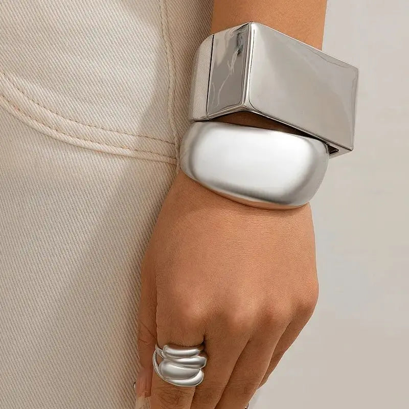 TEEK - Styled Geometric Bangle Bracelet JEWELRY theteekdotcom