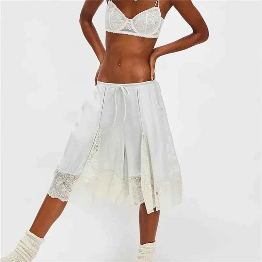TEEK - Women Lace Trim Shorts