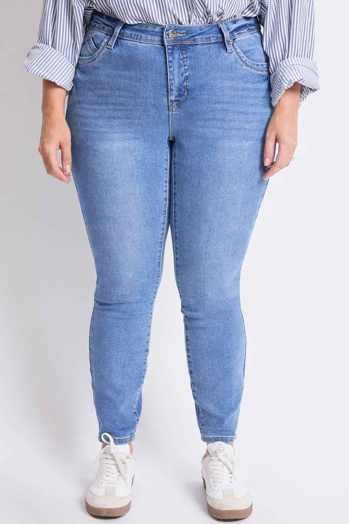 TEEK - Womens Plus High Rise Curve Confidence WannaBettaButt Skinny Jeans JEANS YMI JEANS