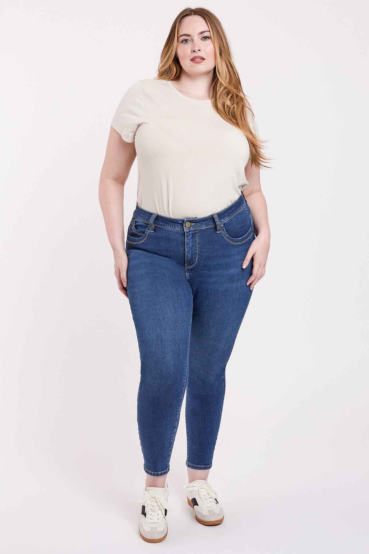 TEEK - Womens Plus High Rise Curve Confidence WannaBettaButt Skinny Jeans JEANS TEEK YMJ