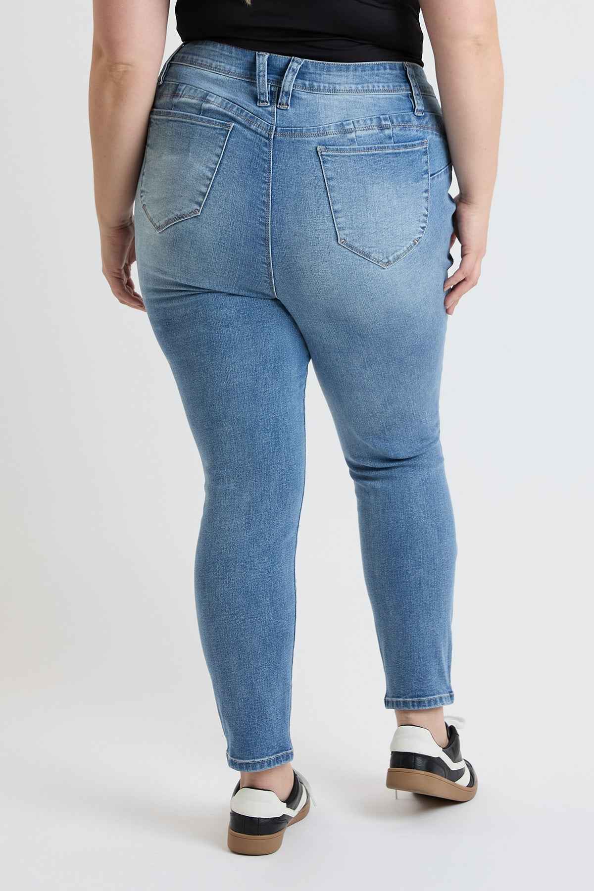 TEEK - Womens Plus High Rise Curve Confidence WannaBettaButt Skinny Jeans JEANS TEEK YMJ