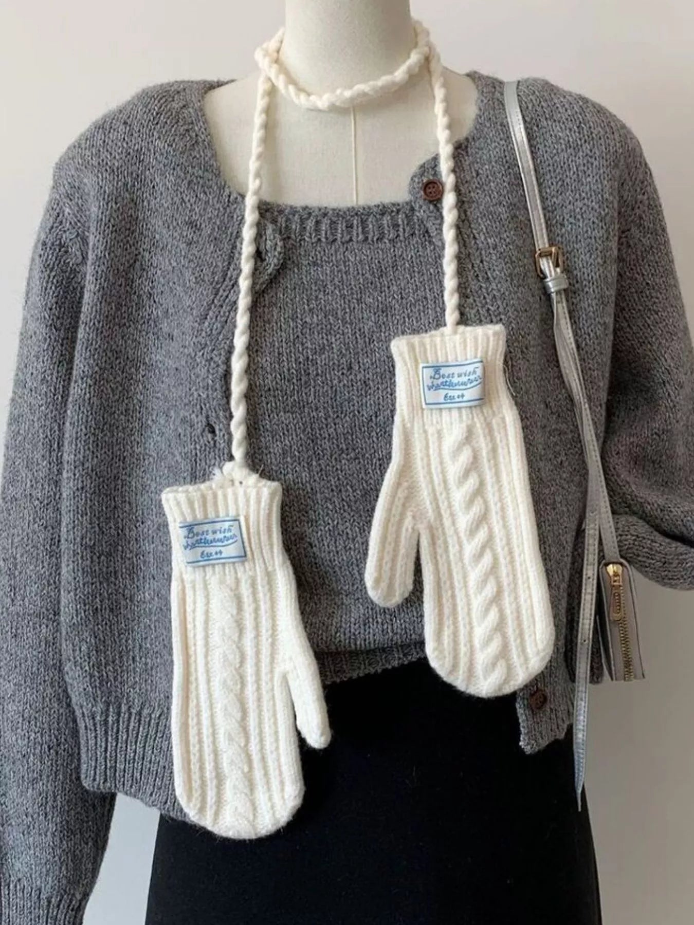 Cable Knitted Mittens with Neck Strap Trendsi Ivory One Size