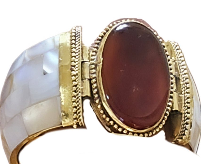 TEEK - Natural Brown Agate Shell Bangle JEWELRY TEEK LSC