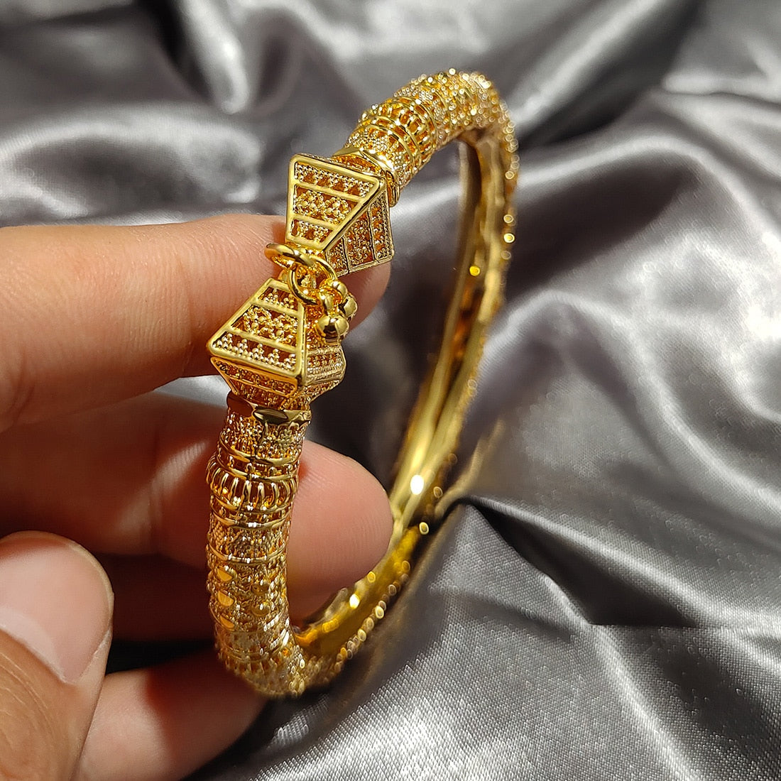 TEEK - Luxury 24k Overlay Color Bangle JEWELRY theteekdotcom D 1 pc Gold 58-60mm