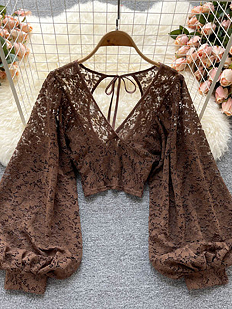 TEEK - The Lantern Lace Puff Blouse