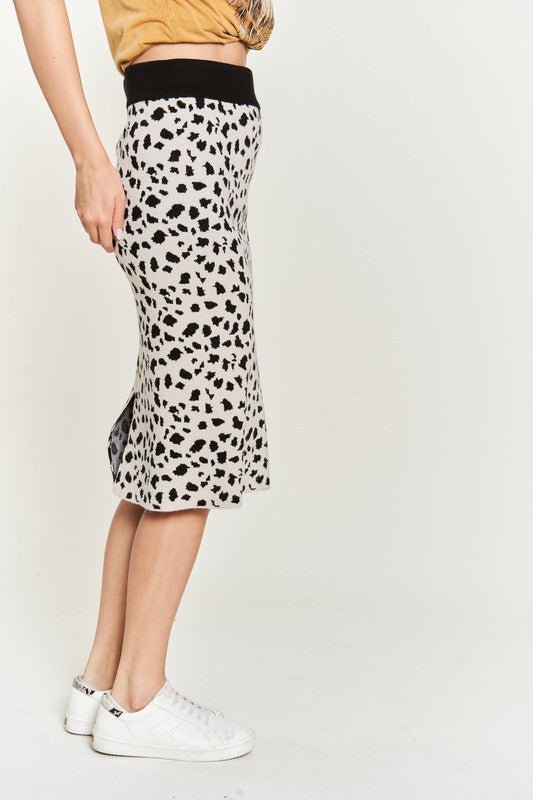 TEEK - PLUS SIZE ANIMAL PRINT SWEATER SKIRT SKIRT TEEK FG   