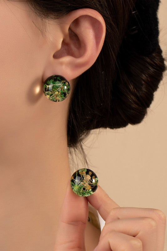 TEEK - Green Dried Flowers Resin Ball Stud Earrings JEWELRY TEEK FG