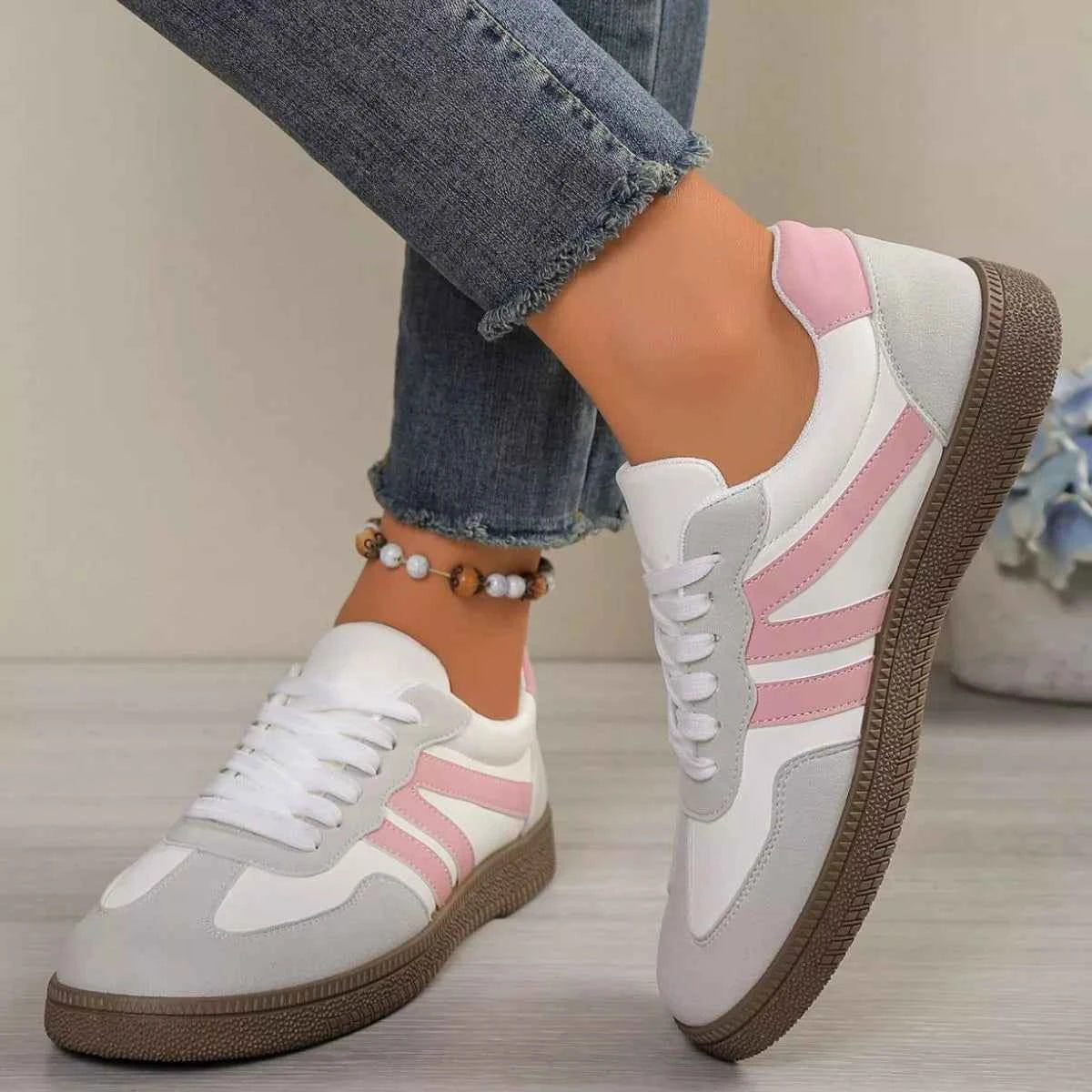 Striped Lace-Up Casual Sneakers Trendsi