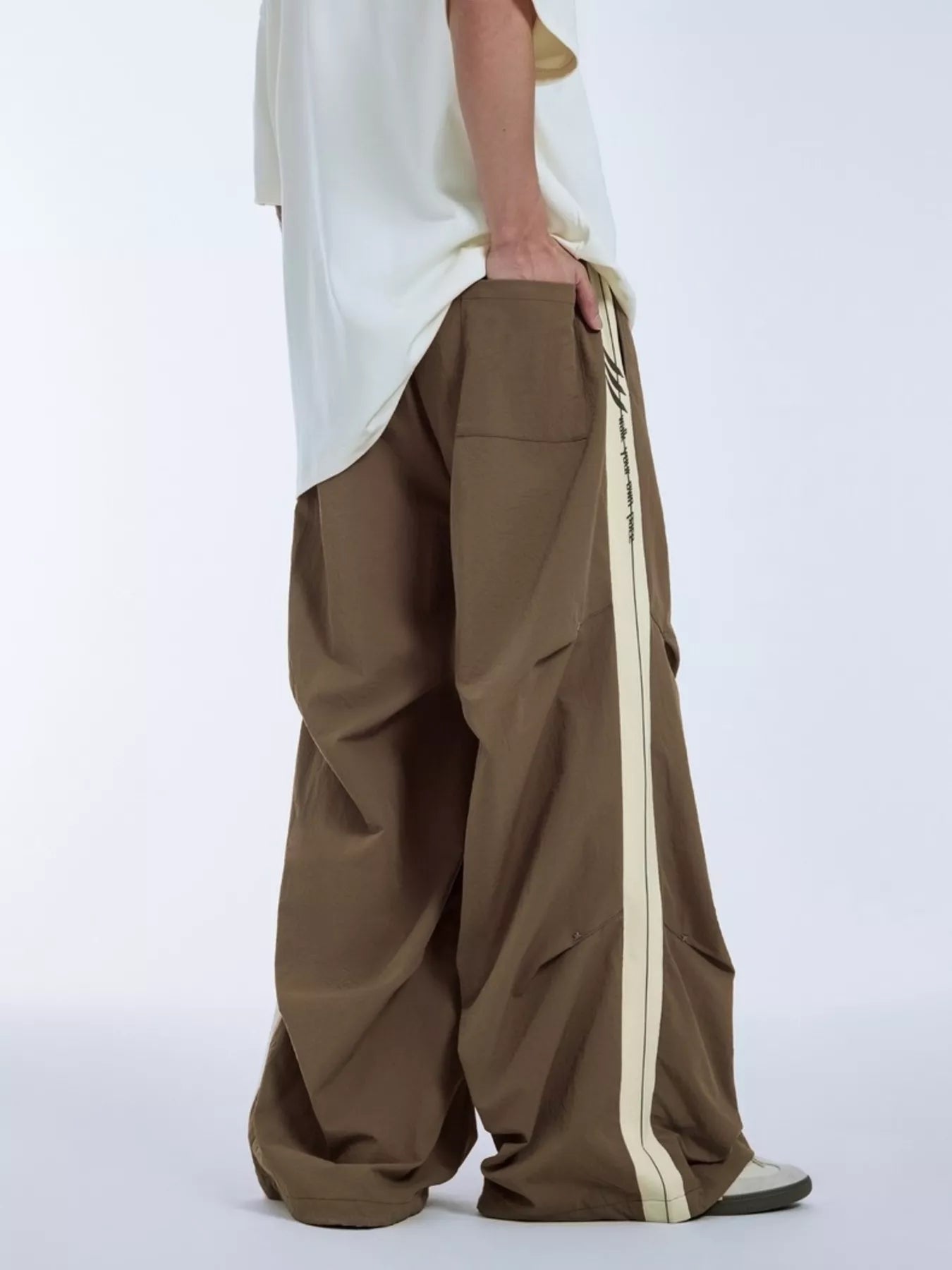 Men's Side Stripe Relaxed Fit Pants Trendsi