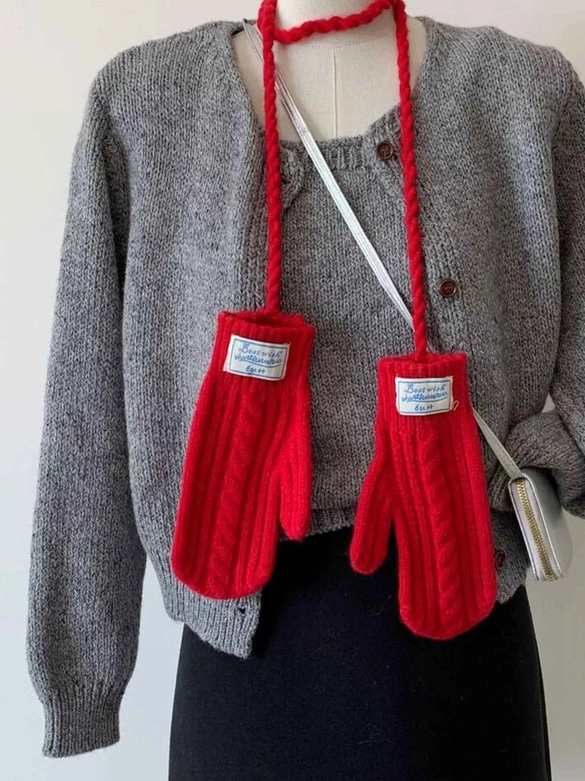Cable Knitted Mittens with Neck Strap Trendsi Deep Red One Size
