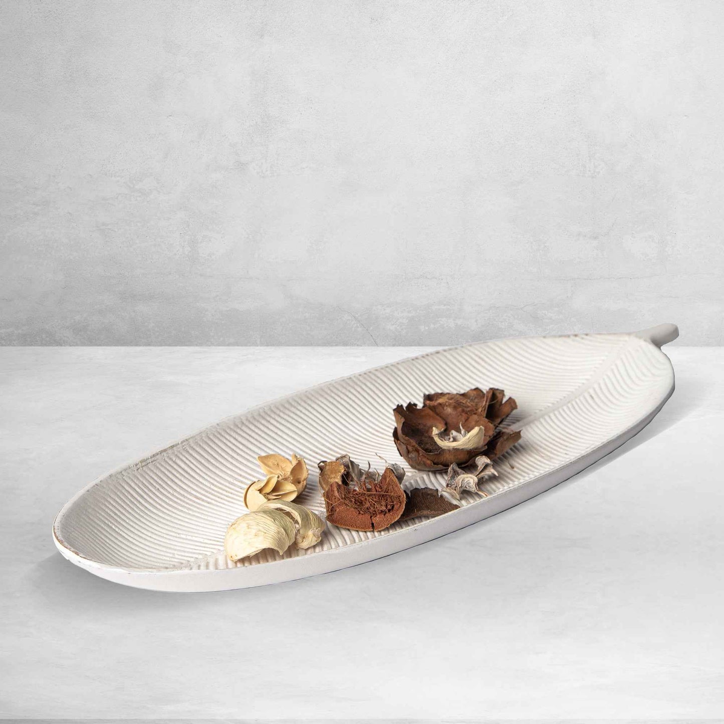 TEEK - 423 - Leaf Design Wood Tray HOME DECOR TEEK PB White