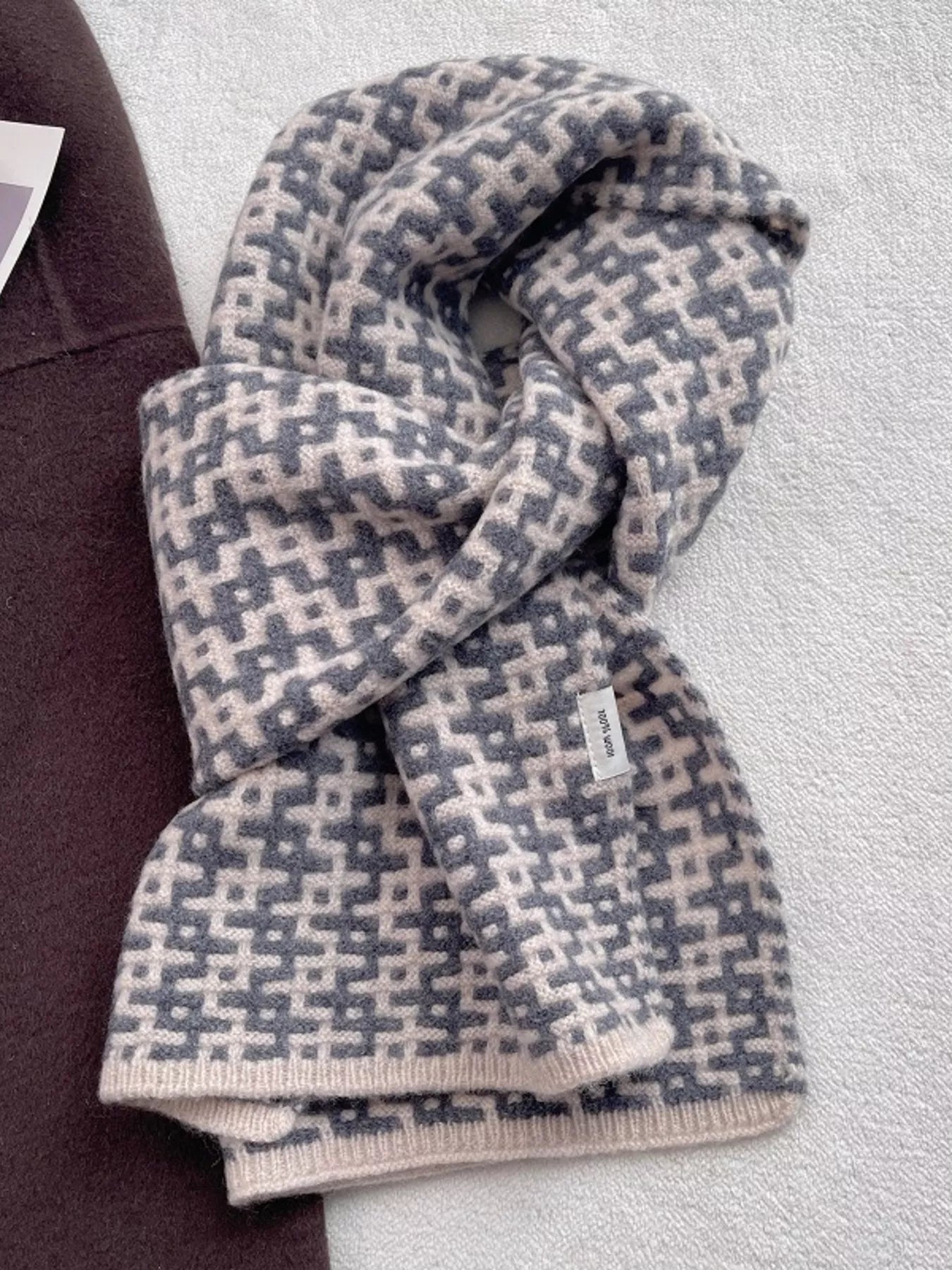 Wool Geometric Pattern Knitted Warm Scarf Trendsi Gray ONESIZE