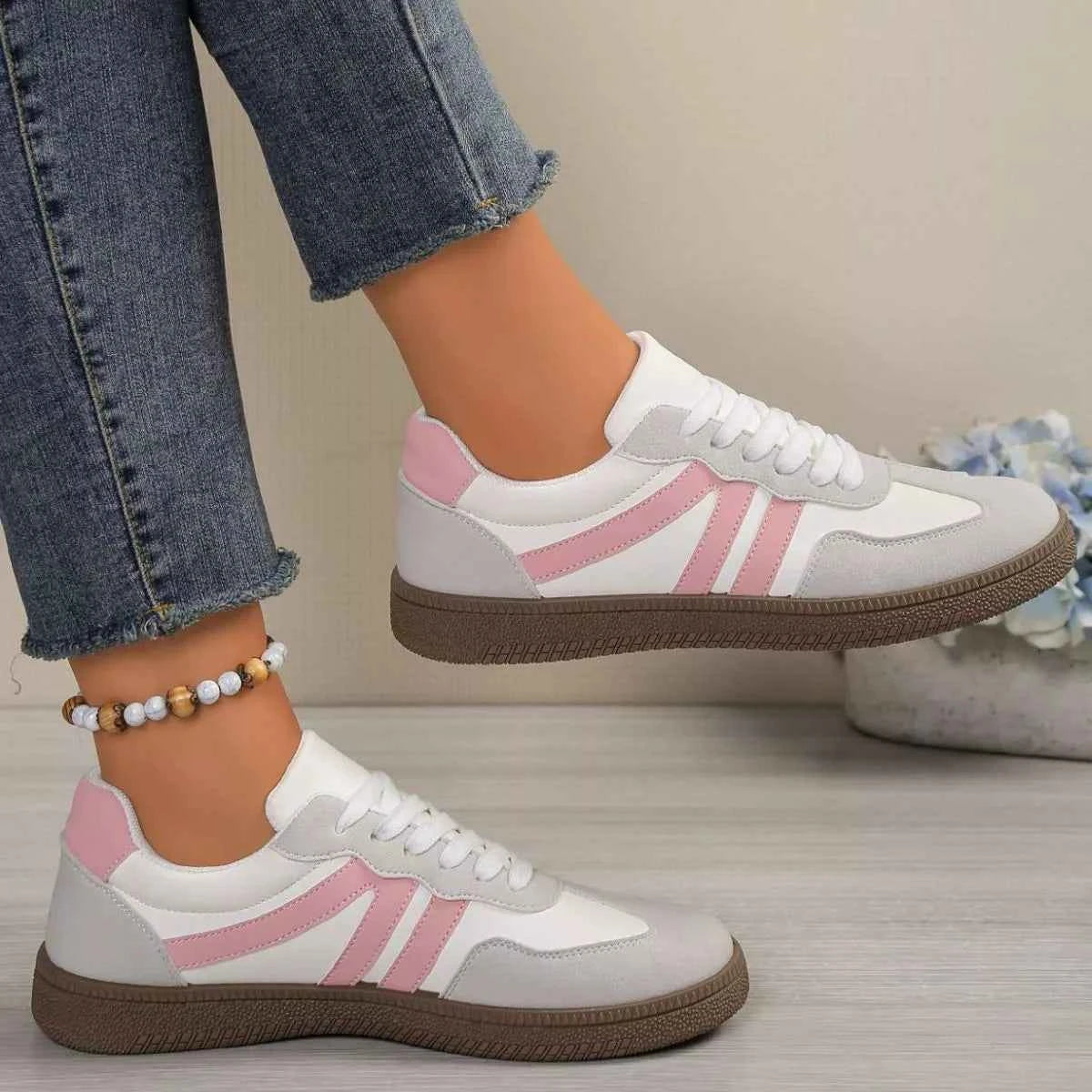 Striped Lace-Up Casual Sneakers Trendsi