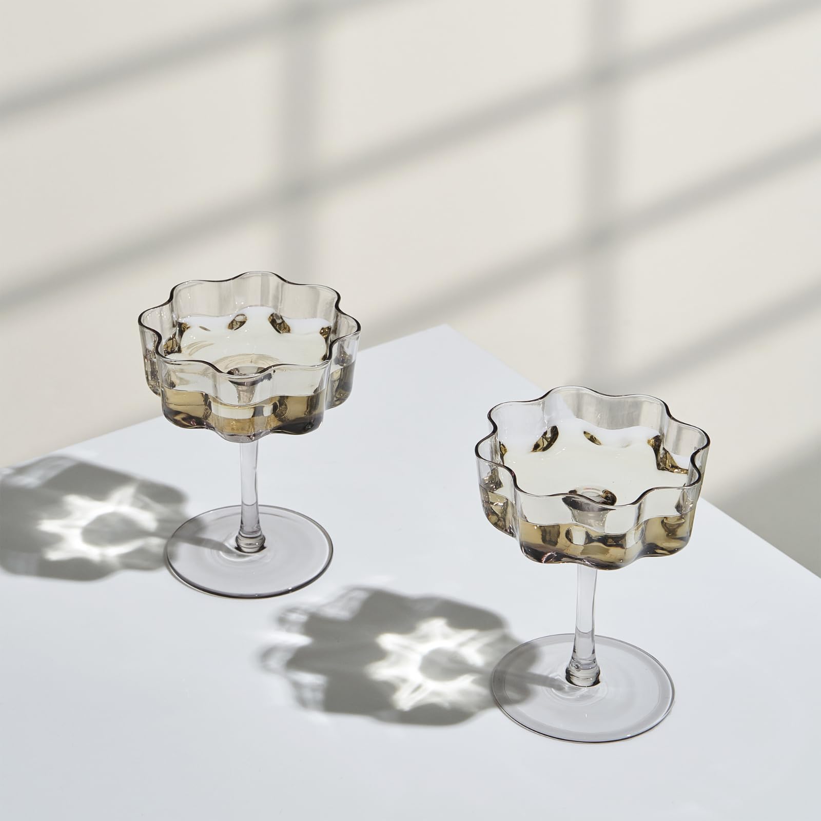 TEEK - Flower Wave Coupe Cocktail Colored Glasses Set | Grey HOME DECOR TEEK KS