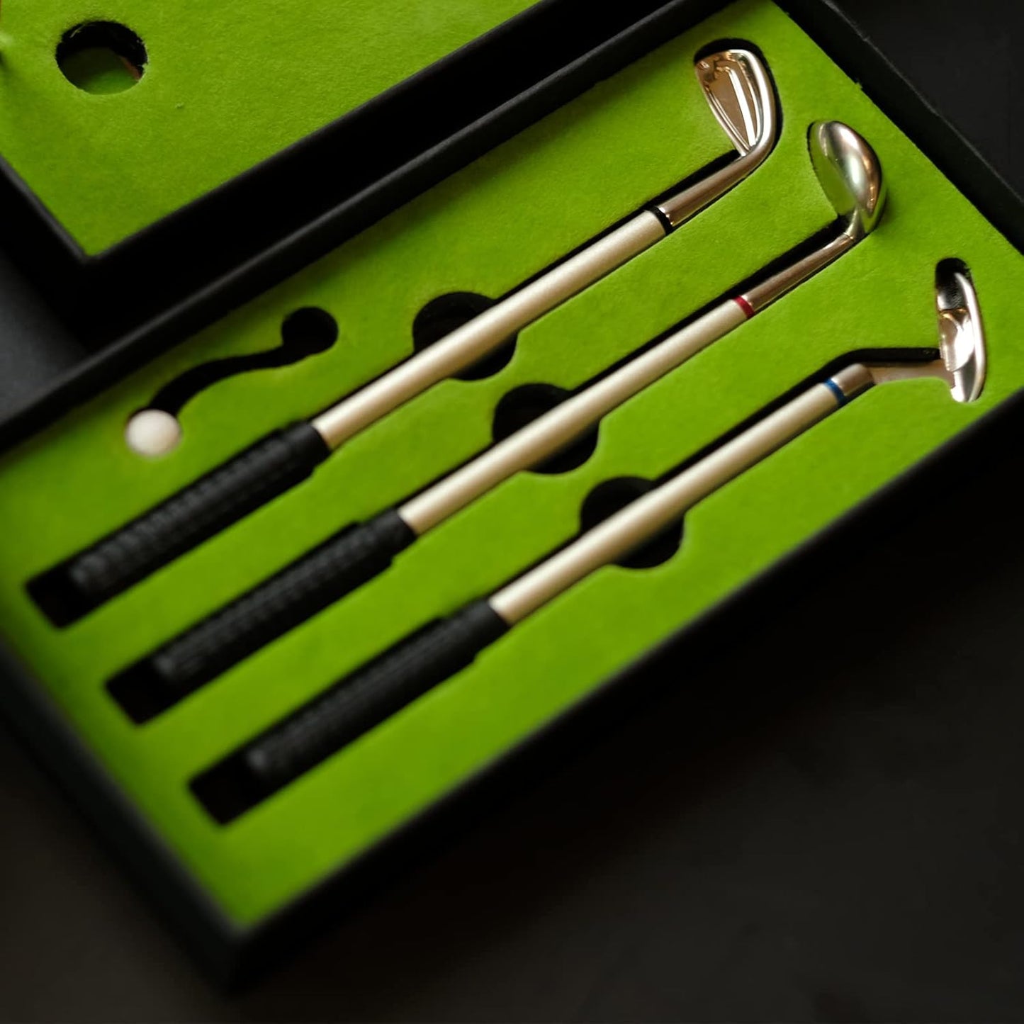 TEEK - Golf Pen & Putter Mug Gift Set – Mini Golf Desk Game HOME DECOR TEEK KS