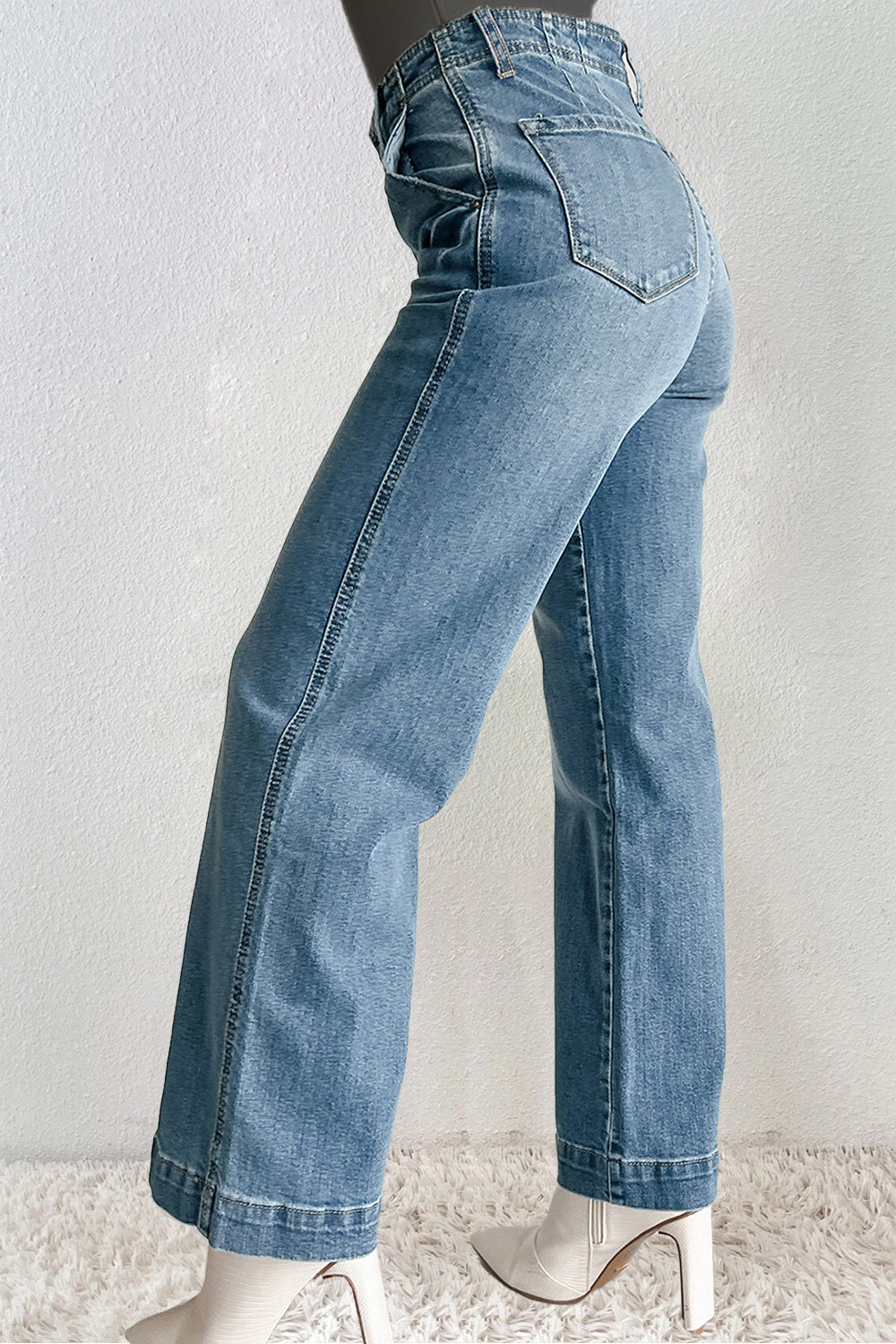 TEEK - Straight Medium Wash Pocketed Jeans JEANS TEEK Trend   