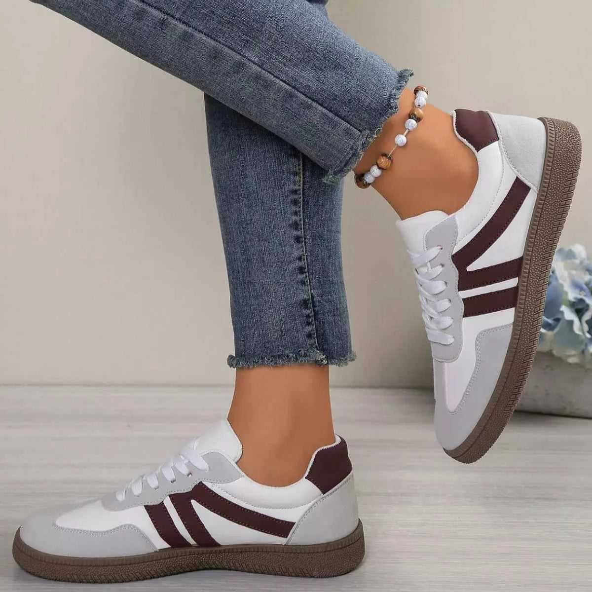 Striped Lace-Up Casual Sneakers Trendsi