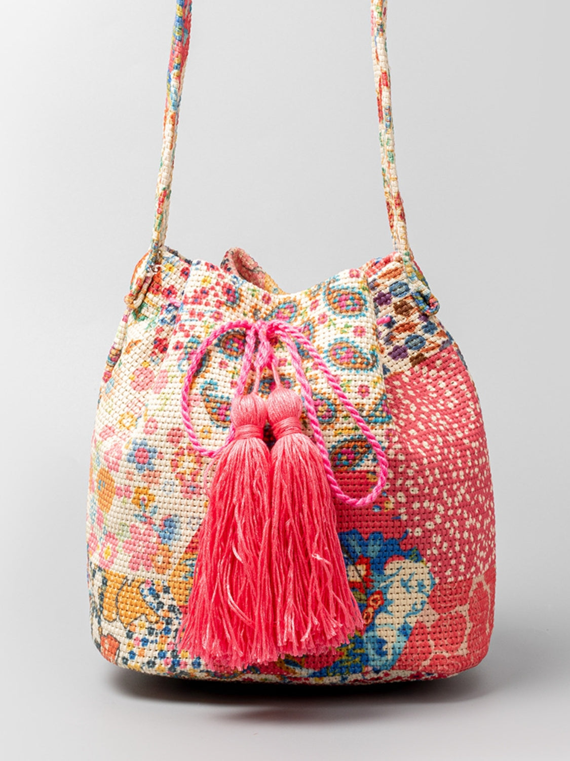 TEEK - Drawstring Tassel Geometric Shoulder Bag BAG TEEK Trend Strawberry  