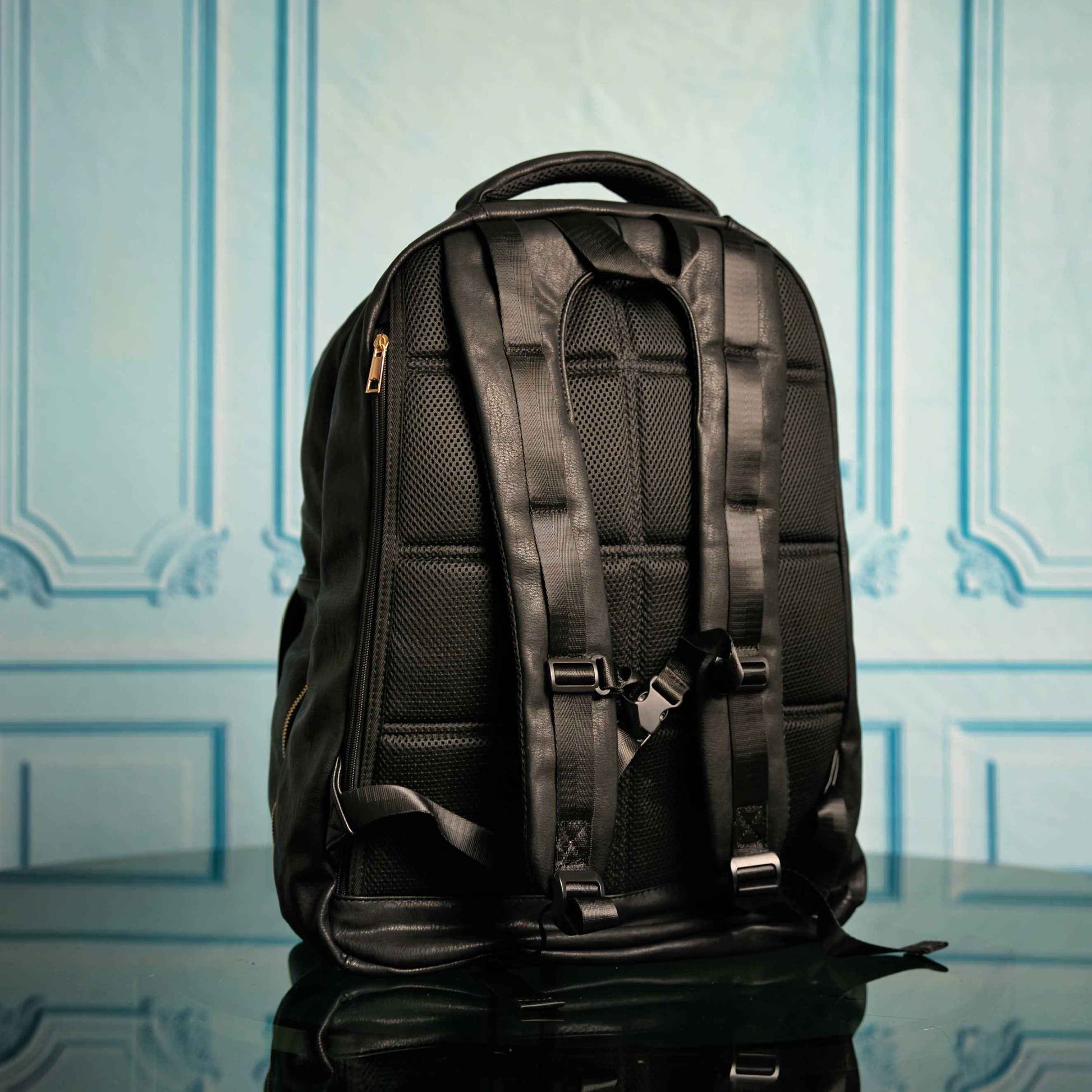 TEEK - Black Leather Commuter Backpack Bag BAG TEEK SP