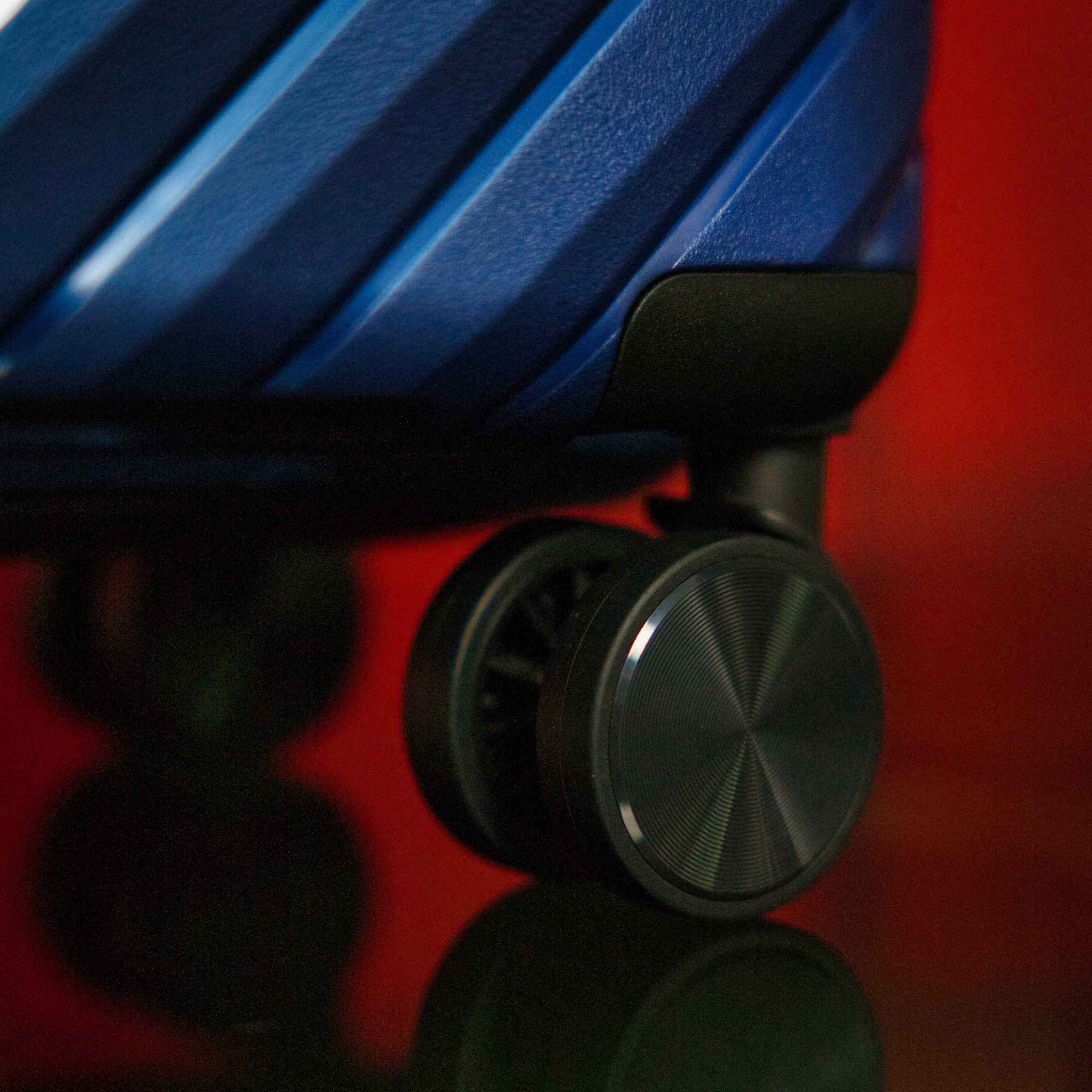 TEEK - 24-inch Blue Hardcase Roller Luggage BAG TEEK SP