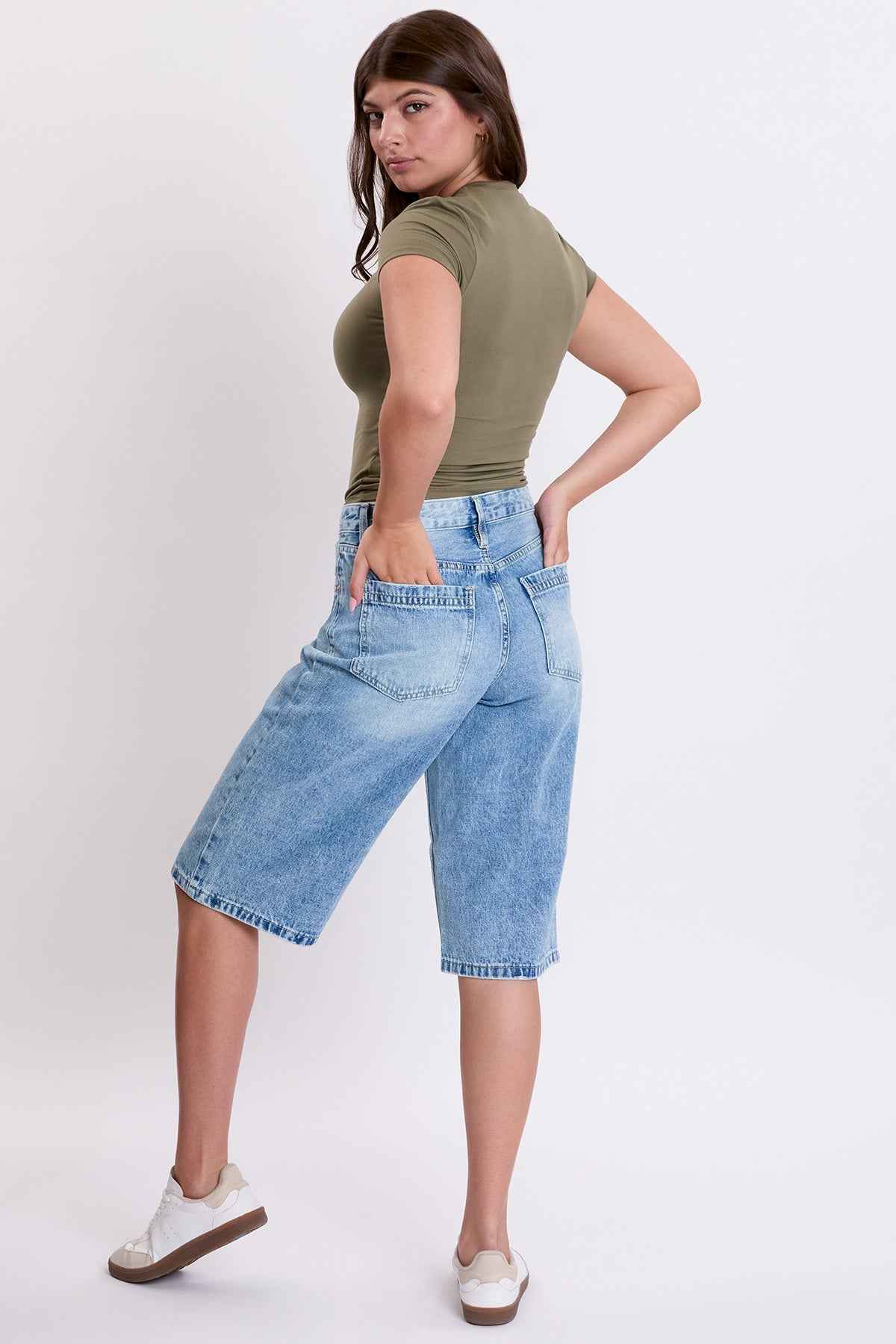 Women's Relaxed Fit Wide Leg Jorts
