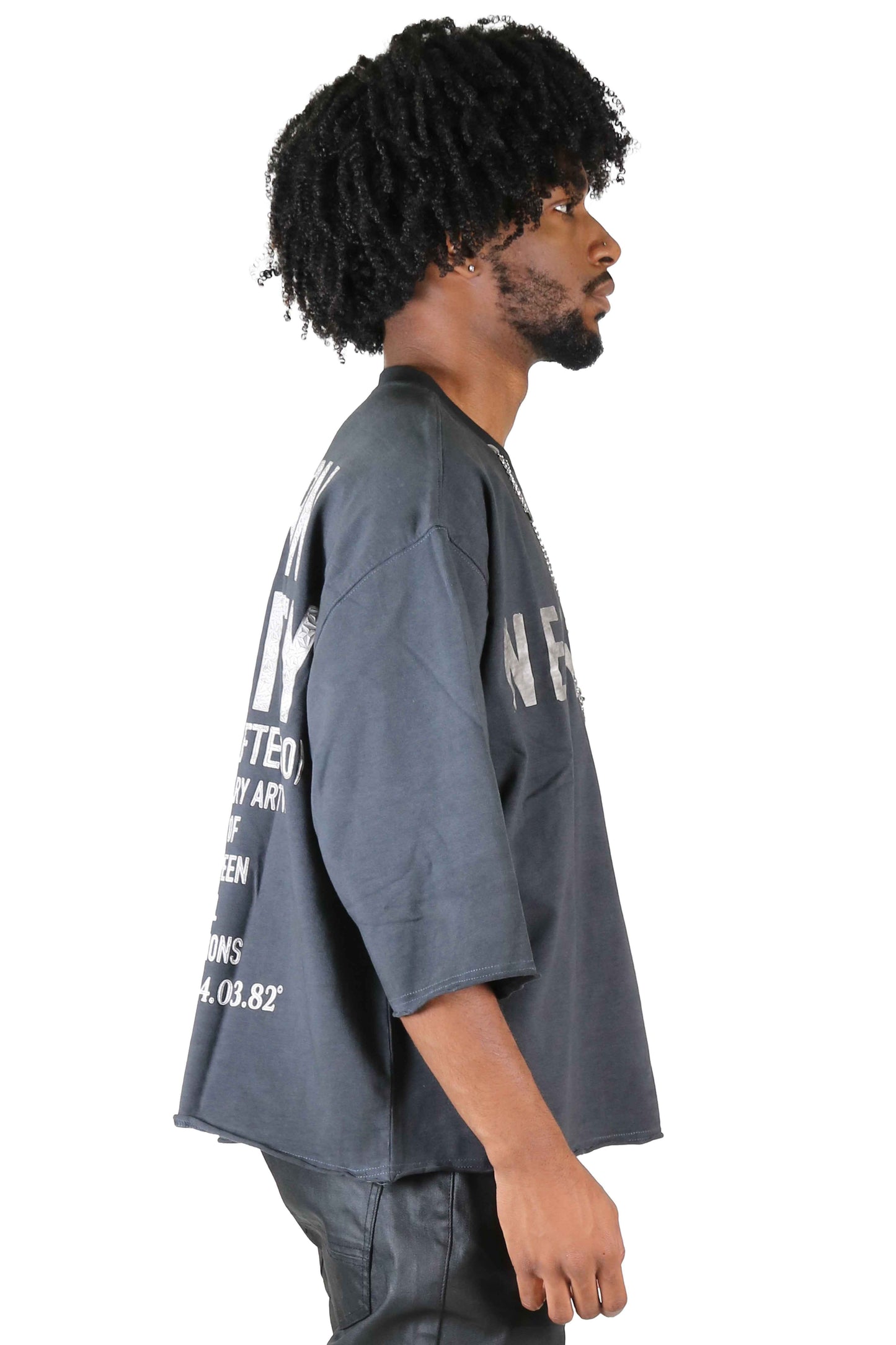 AVOYA S/N Jersey 3/4 Sleeve Crop Top Tee with Detachable Necklace Men's Tee Love to Kleep