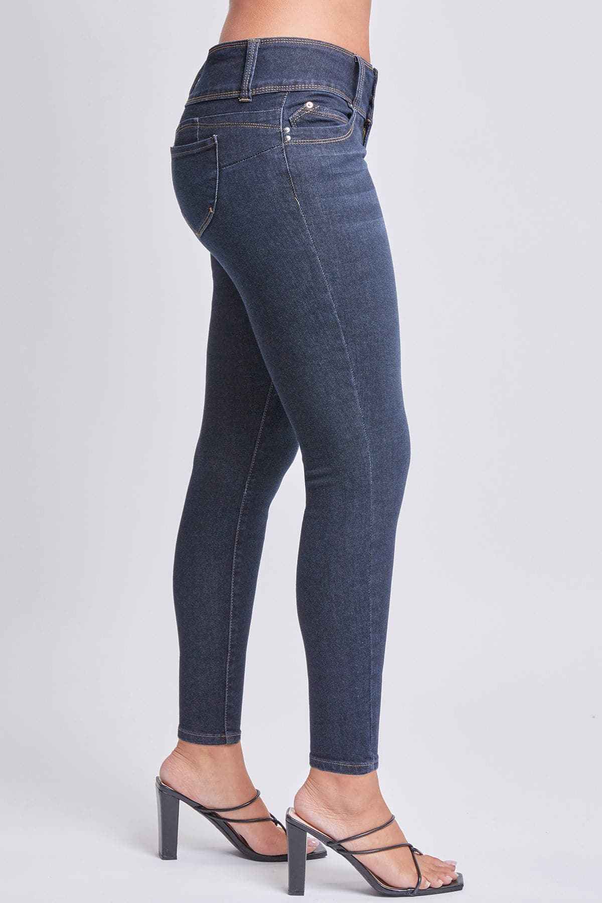 Women’s Skinny Sustainable WannaBettaButt Jeans