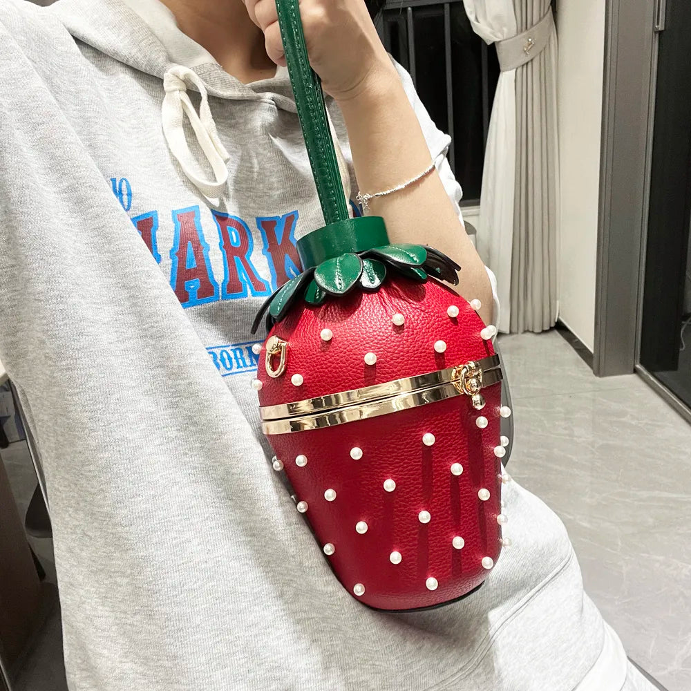 TEEK - Strawberry Dot Purse BAG theteekdotcom   