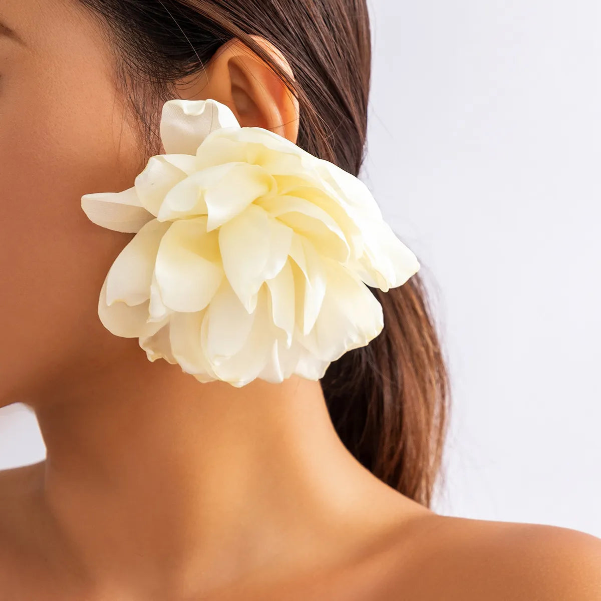 TEEK - Big Fab Flower Earrings JEWELRY theteekdotcom Creamy White  