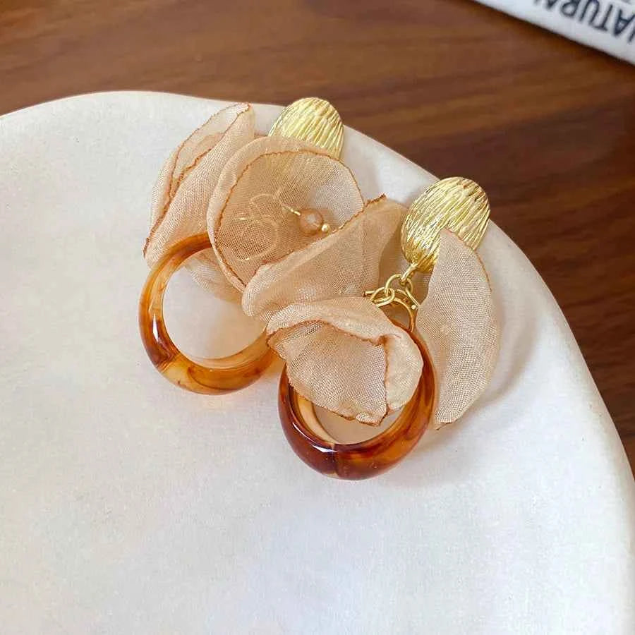 Fluffy Chiffon Flower Stud Earrings Women's Exaggerated High-End Cloth Petal Ear Studs Pleated Slice Nail Earring Ear Jewelry K1