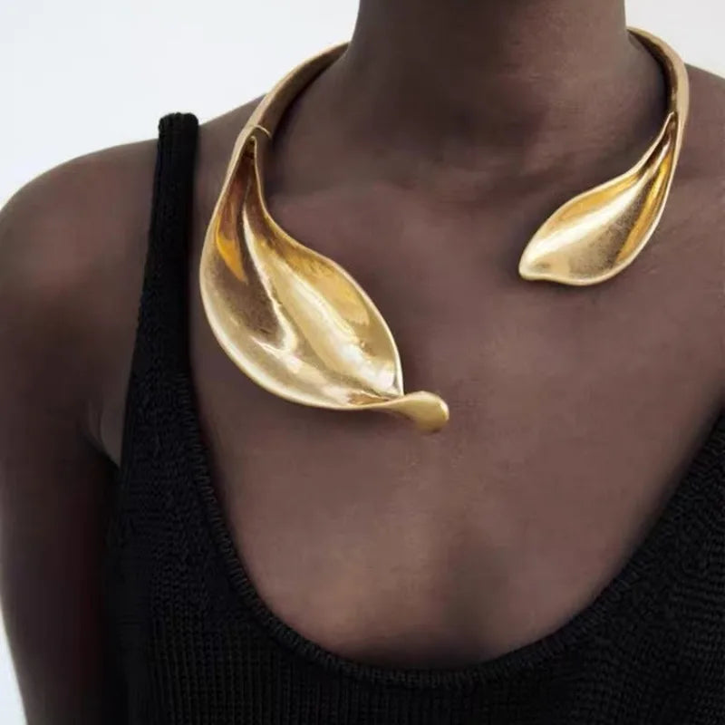 TEEK - Weighted Metal Leaf Flower Chunky Jewelry JEWELRY theteekdotcom   