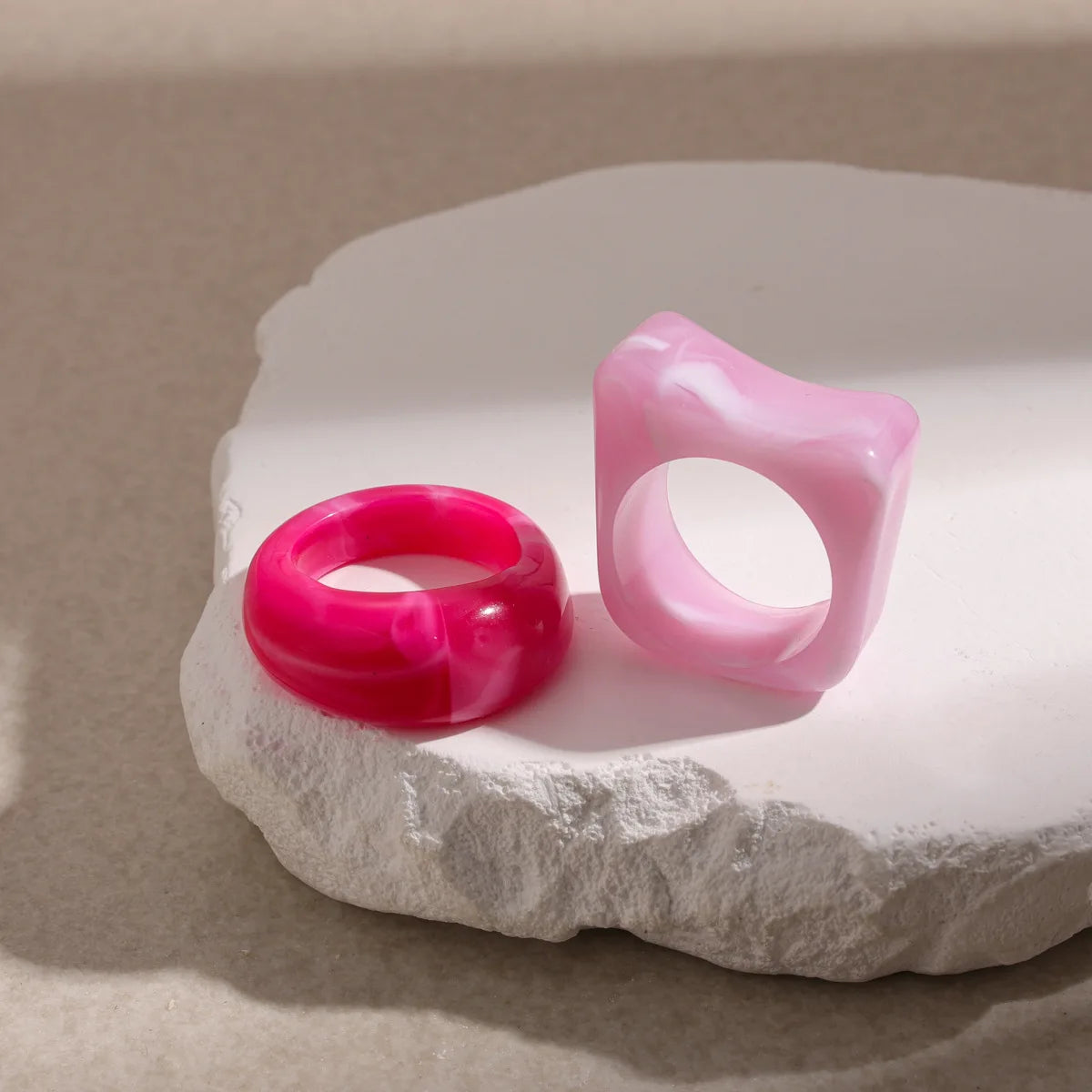 2 Pcs Square Round Irregular Smuding Acrylic Rings for Women Geometric Candy Color Sweet Resin Index Finger Ring Jewelry Sets F TEEK Style2
