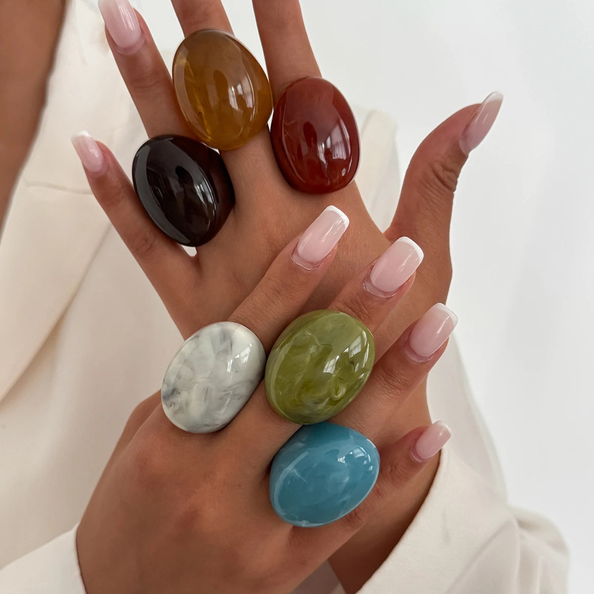 KunJoe 6 Colors Bohemian Thick Resin Acrylic Ring for Women Retro Smooth Geometry Curved Wide Knuckle Ring Fashion Jewelry 2026 TEEK