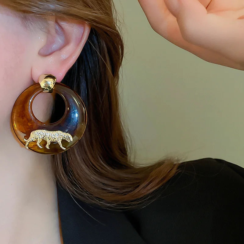 TEEK - Maillard Smudged Tiger Animal Resin Earrings