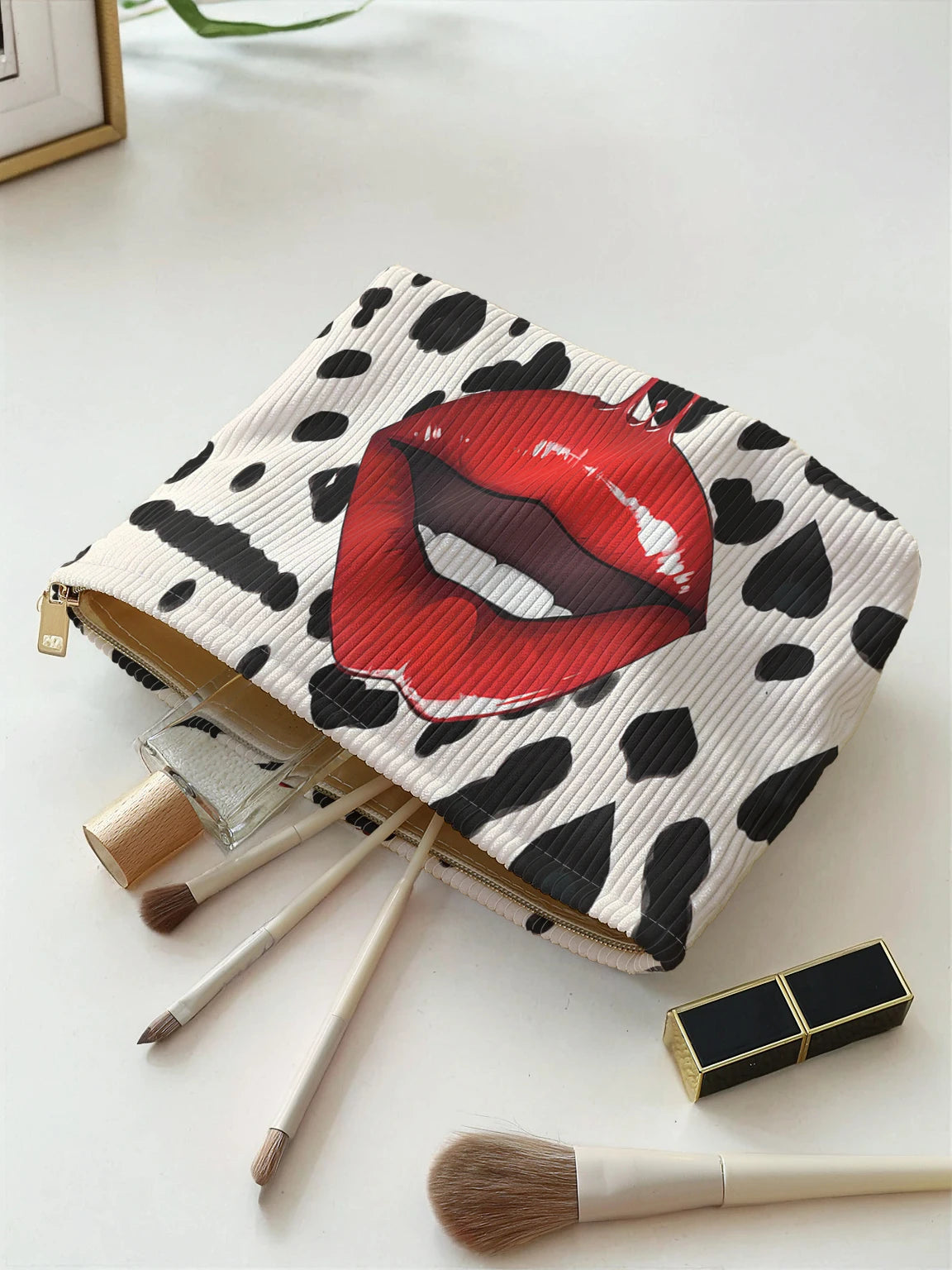 TEEK - Lip Corduroy Zippered Makeup Bag BAG theteekdotcom