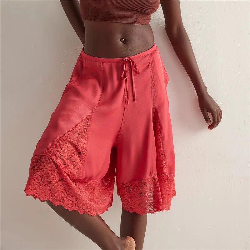 TEEK - Women Lace Trim Shorts