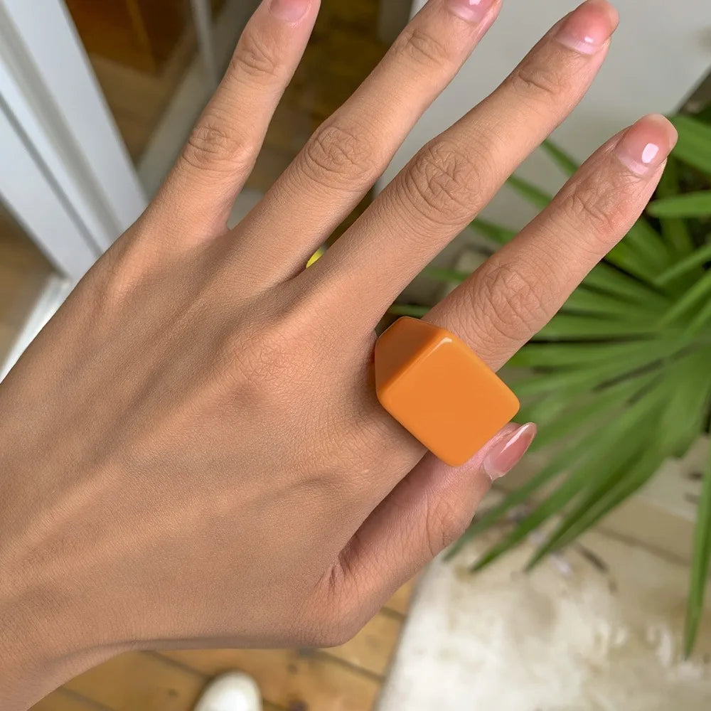 New Fashion Colored Acrylic Ring Women Rings Simplicity Temperament Geometric Square Ring Resin Trendy Ring TEEK Orange