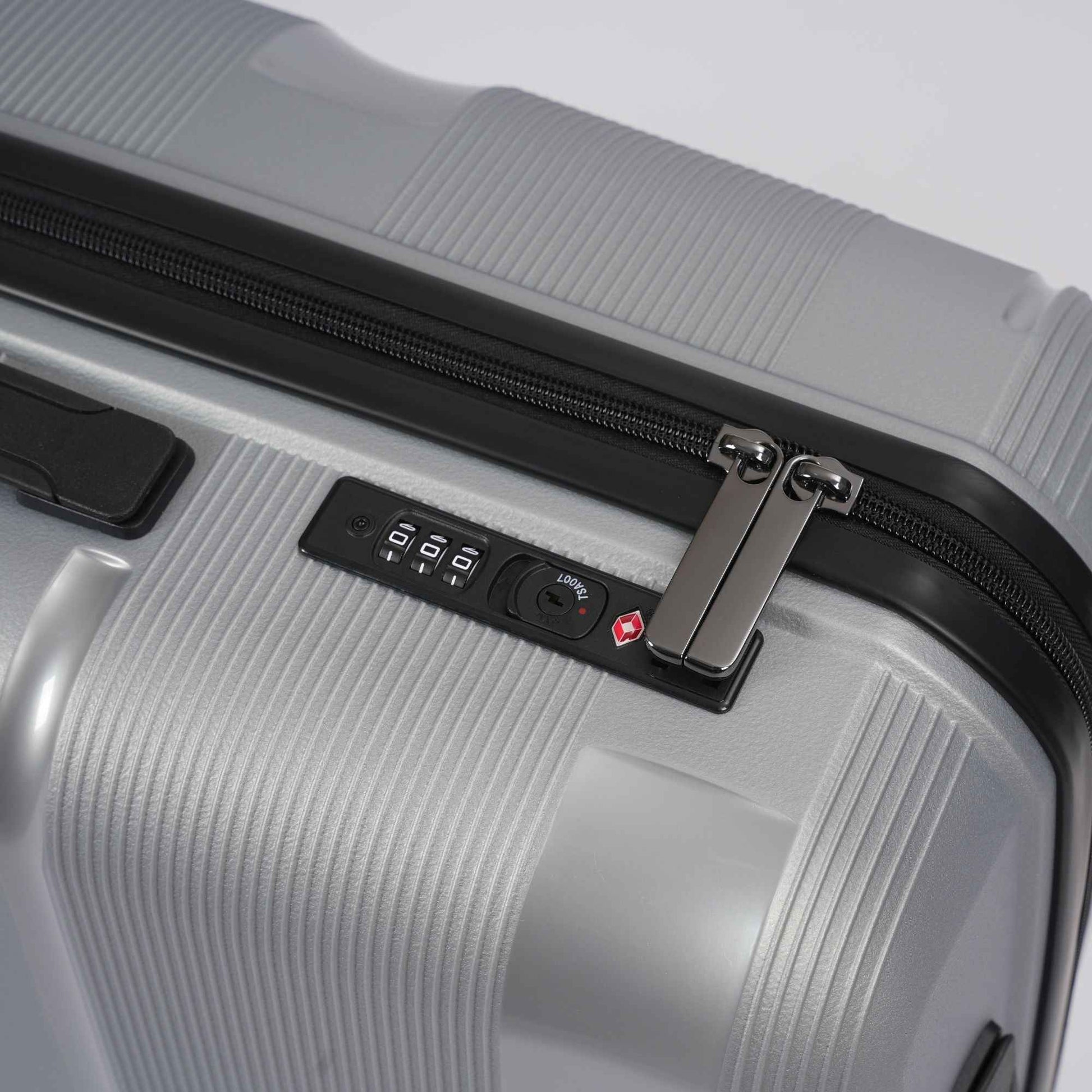 Silver Hardcase Roller Luggage Set (28', 24' and 20')