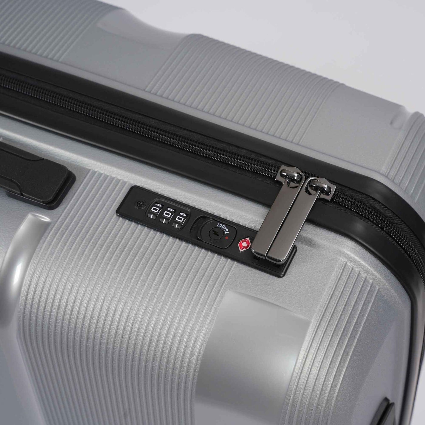 TEEK - 20-inch Silver Carry-On Hardcase Roller Luggage BAG TEEK SP