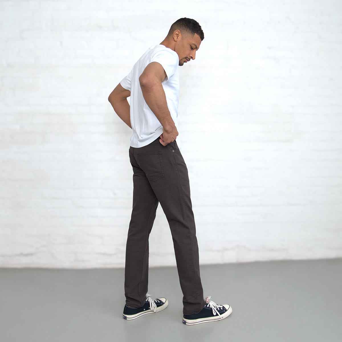 TEEK - 100% Cotton Tailored Fit Espresso JEANS TEEK DDA
